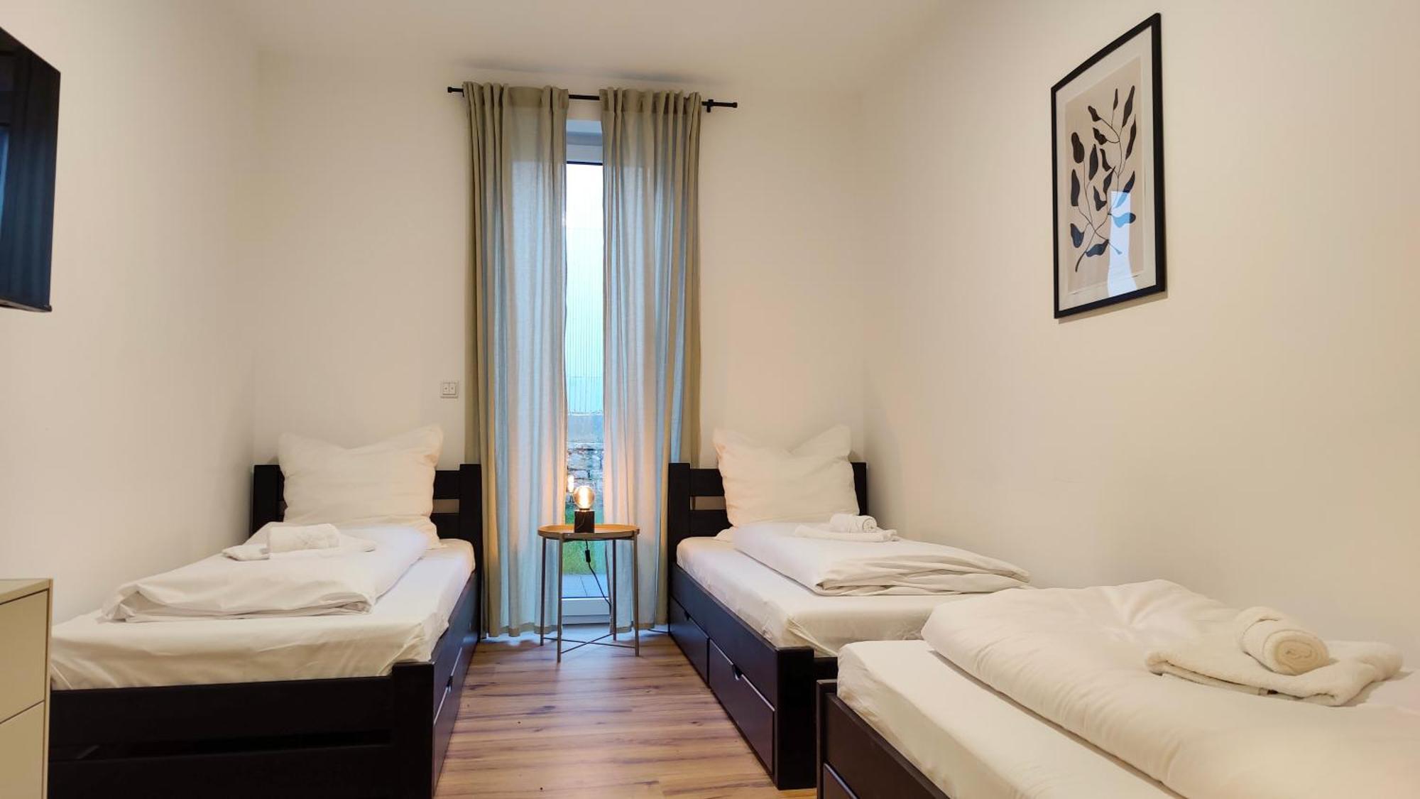 Hygge Home - Mit Garten Und Stellplatz Fuer Feriengaeste-, Monteure / Netflix / 10 Min. Zur Sinsheim Therme Und Zur Autobahn ภายนอก รูปภาพ